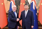 习近平会见新西兰总理拉克森