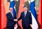 习近平会见芬兰总理奥尔波