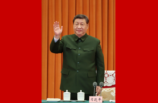 习近平春节前夕慰问部队 向全体人民解放军指战员武警部队官兵军队文职人员预备役人员和民兵致以新春祝福