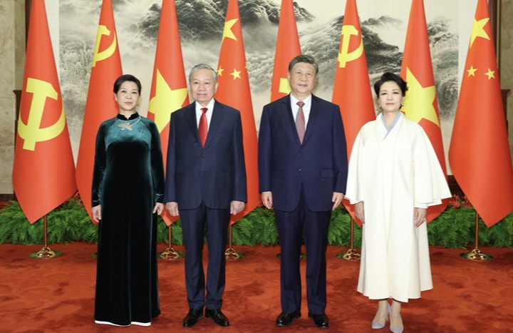 习近平同越共中央总书记、国家主席苏林举行会谈