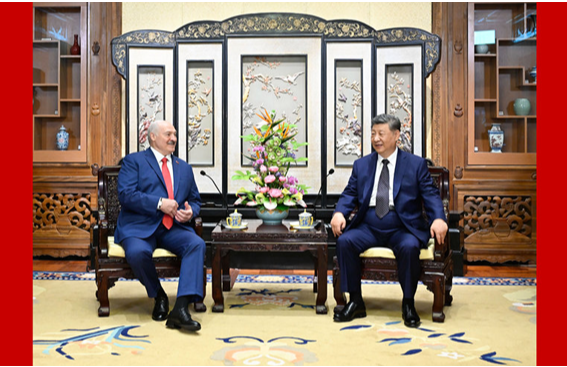 习近平会见白俄罗斯总统卢卡申科